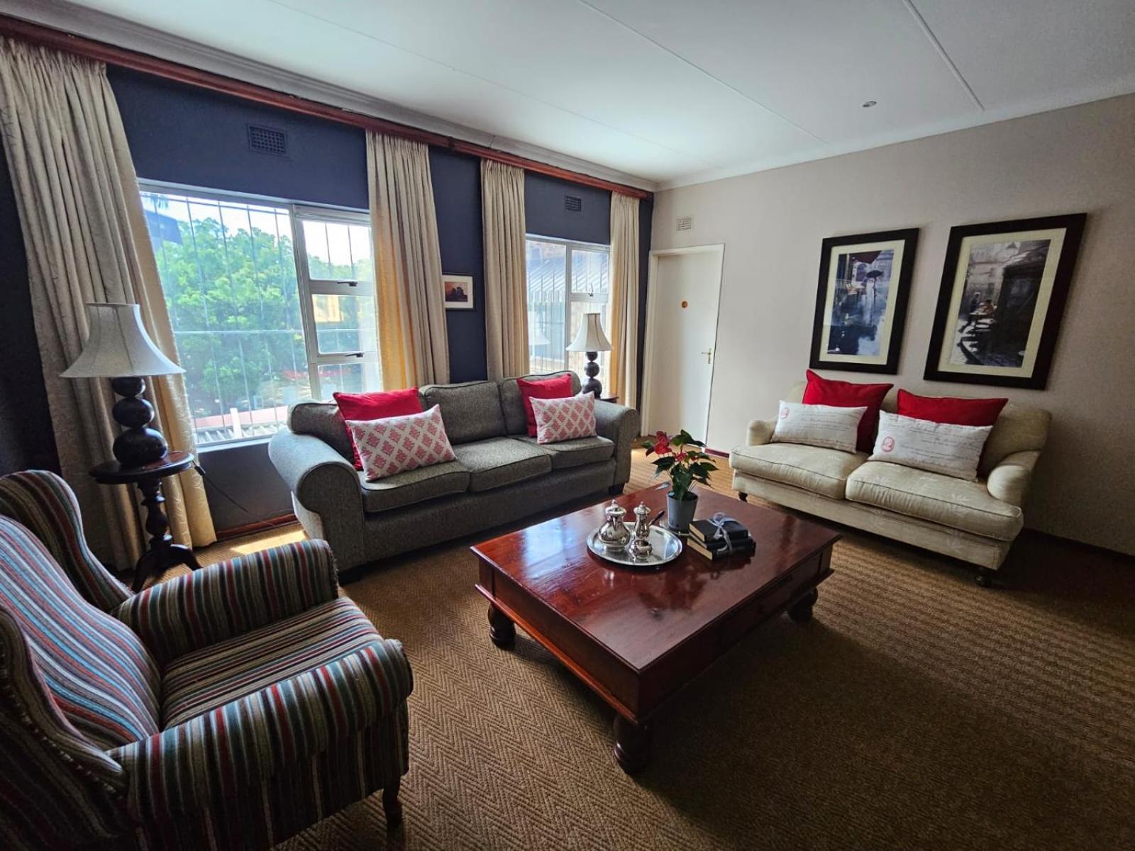 Hillton Manor Guest House ริชาร์ดสเบย์ ภายนอก รูปภาพ