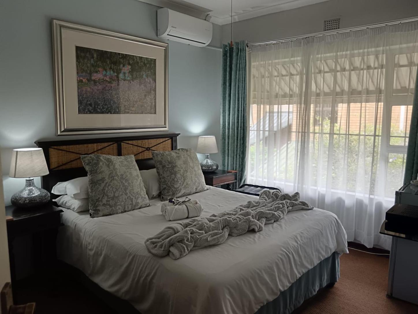 Hillton Manor Guest House ริชาร์ดสเบย์ ภายนอก รูปภาพ