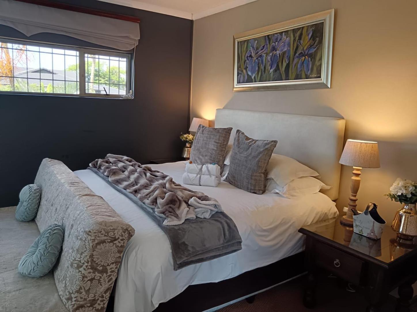 Hillton Manor Guest House ริชาร์ดสเบย์ ภายนอก รูปภาพ